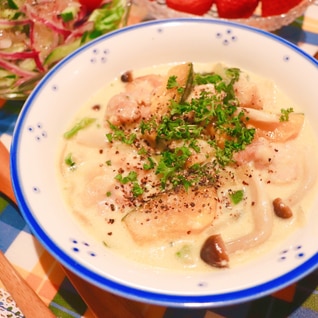 失敗しない♪南瓜とほうれん草のチキンクリーム煮